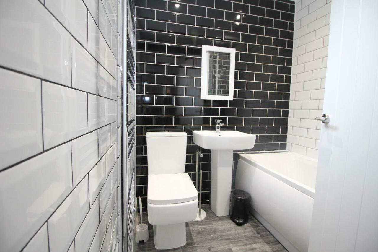 בלקפול Welcome Home - Close To Town Centre - Full Holiday Home מראה חיצוני תמונה